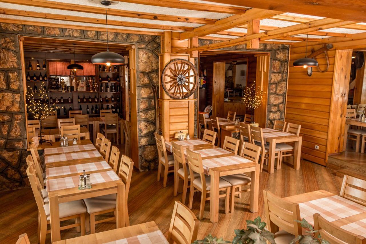 Hotel Board Jahorina Exterior photo
